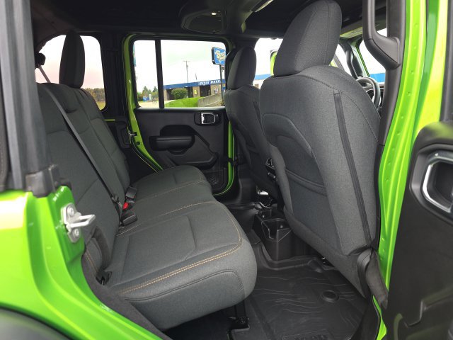 Used 2025 Jeep Wrangler Unlimited Sport AWD/4WD image 28