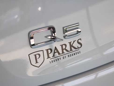Used 2021 Audi Q5 e Premium Plus AWD/4WD image 35