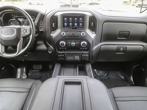 Used 2022 GMC Sierra 2500 Denali w/ Denali Ultimate Package image 10