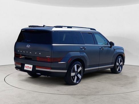 Used 2025 Hyundai Santa Fe Limited image 5