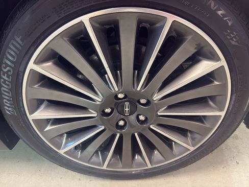 Used 2015 Lincoln MKZ w/ Equipment Group 102A Reserve FWD image 36