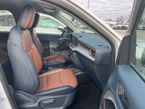 Used 2024 Ford Maverick Lariat image 25