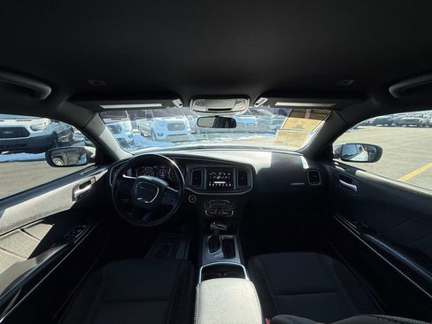 Used 2020 Dodge Charger SXT image 13