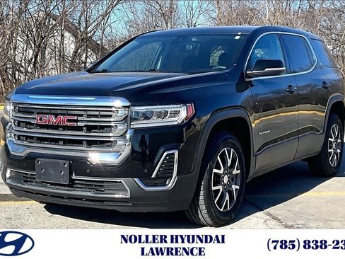 Used 2023 GMC Acadia SLE image 1