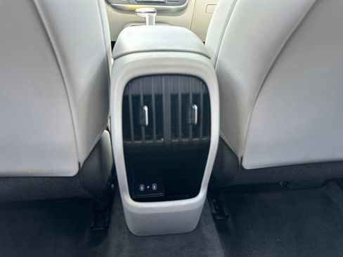 Used 2025 Hyundai Kona SEL FWD image 23