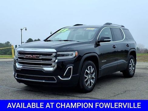 Certified 2023 GMC Acadia SLE w/ Driver Convenience Package FWD image 3