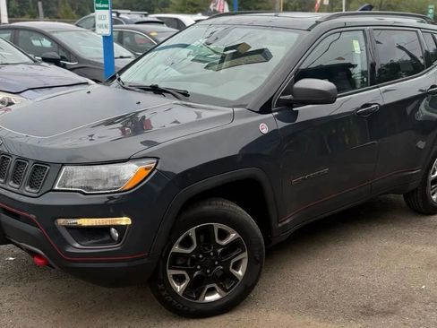 Used 2017 Jeep Compass Trailhawk w/ Leather Interior Group image 2