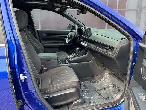 Used 2024 Honda CR-V Sport image 9