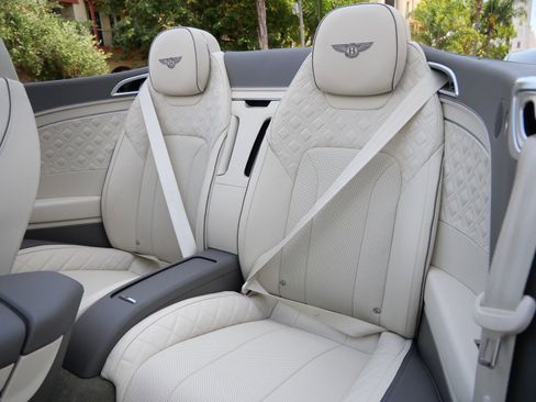 Used 2023 Bentley Continental GT Azure AWD/4WD image 20