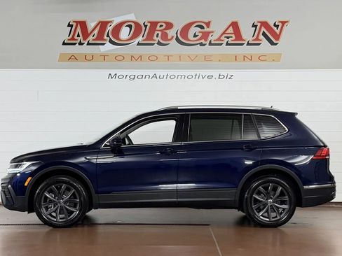 Used 2023 Volkswagen Tiguan SE w/ Panoramic Sunroof Package AWD/4WD image 6
