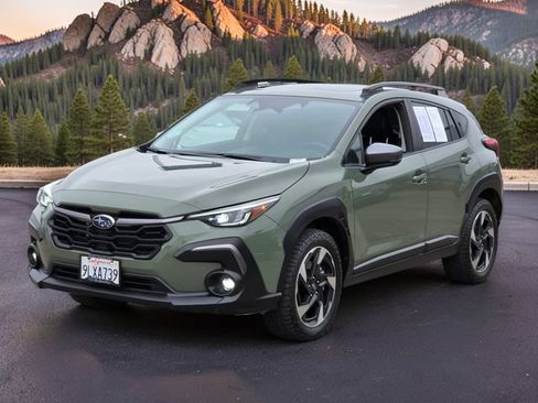 Certified 2024 Subaru Crosstrek 2.5i Limited w/ Crosstrek Mirror Package AWD/4WD image 4