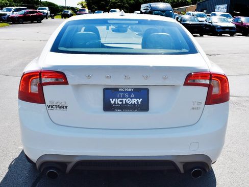 Used 2018 Volvo S60 T5 Dynamic AWD/4WD image 22