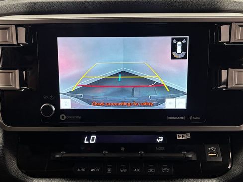Used 2022 Toyota Tundra SR5 w/ SR5 Convenience Package AWD/4WD image 43