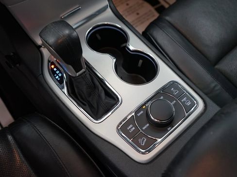 Used 2018 Jeep Grand Cherokee Summit w/ Platinum Series Group AWD/4WD image 44