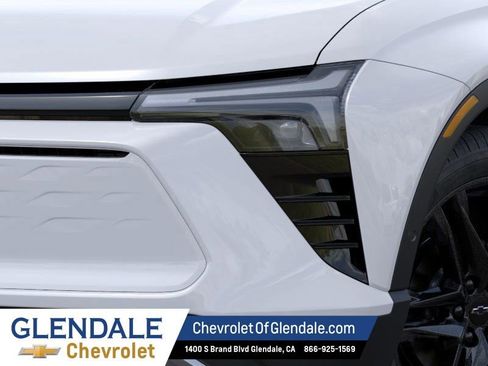 New 2026 Chevrolet Blazer EV LT w/ LPO, Blackout Package FWD image 10