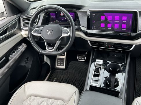 Used 2025 Volkswagen Atlas Cross Sport SEL Premium R-Line image 13