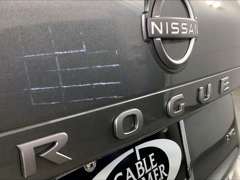 Used 2026 Nissan Rogue S AWD/4WD image 8