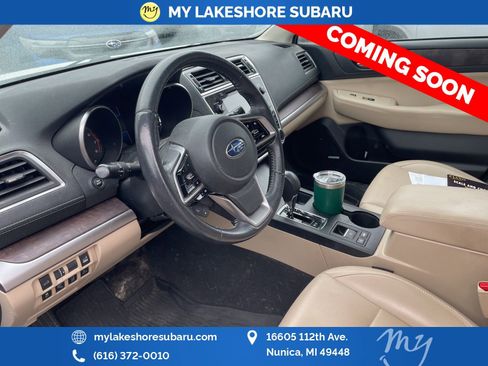 Used 2019 Subaru Outback 2.5i Limited w/ Popular Package #2 image 12