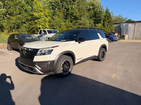Certified 2023 Nissan Pathfinder Rock Creek AWD/4WD image 1