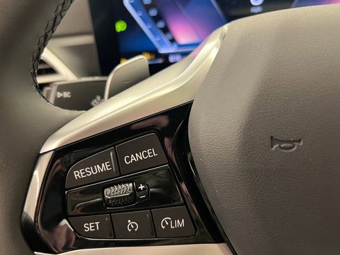 Used 2025 BMW 330i xDrive Sedan w/ Premium Package AWD/4WD image 17