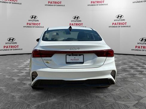 Used 2024 Kia Forte LXS FWD image 4