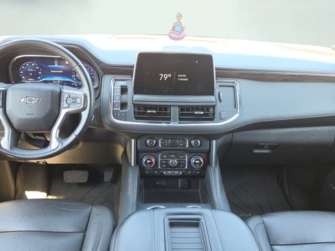 Used 2023 Chevrolet Tahoe Z71 AWD/4WD image 13