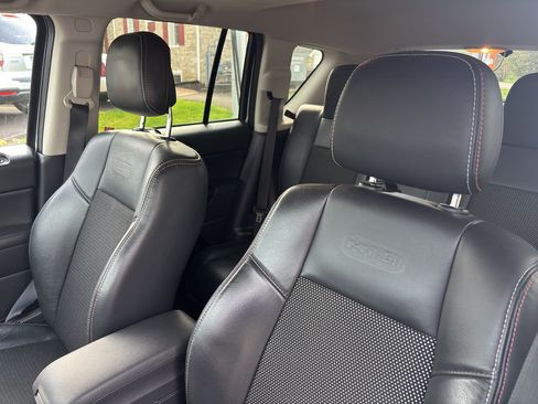 Used 2016 Jeep Compass 75th Anniversary w/ Power Value Group AWD/4WD image 3