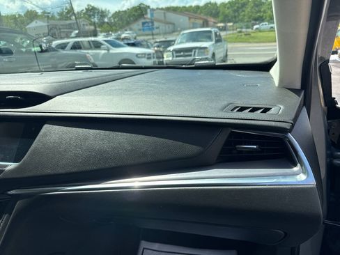 Used 2019 Cadillac XT5 Premium Luxury AWD/4WD image 30