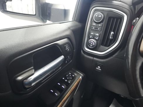 Used 2021 Chevrolet Silverado 3500 High Country w/ Technology Package image 25