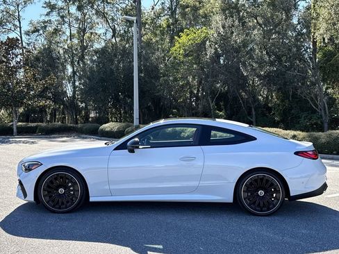 Used 2024 Mercedes-Benz CLE 300 4MATIC Coupe image 10