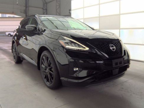Used 2023 Nissan Murano SV w/ SV Midnight Edition Package AWD/4WD image 3