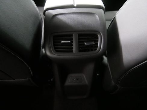 Used 2025 Buick Envision Preferred image 19