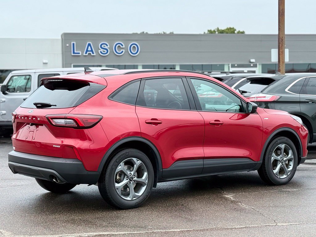 Used 2025 Ford Escape ST-Line AWD/4WD image 30