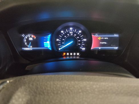 Used 2015 Ford Expedition Platinum RWD image 23