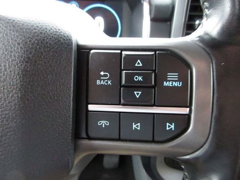 Used 2021 Ford F150 Lariat w/ Max Trailer Tow Package image 16