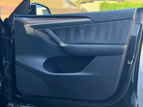 Used 2023 Tesla Model Y Long Range image 26