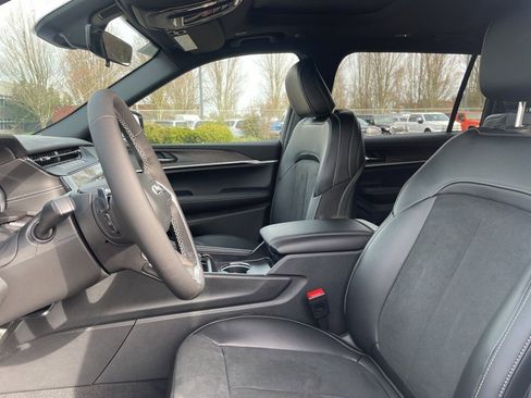 New 2026 Jeep Grand Cherokee L image 11