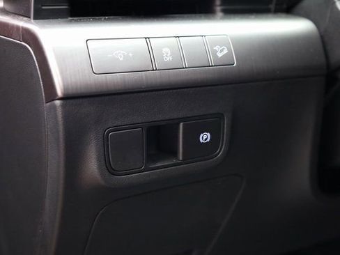 Used 2025 Hyundai Kona SEL image 12