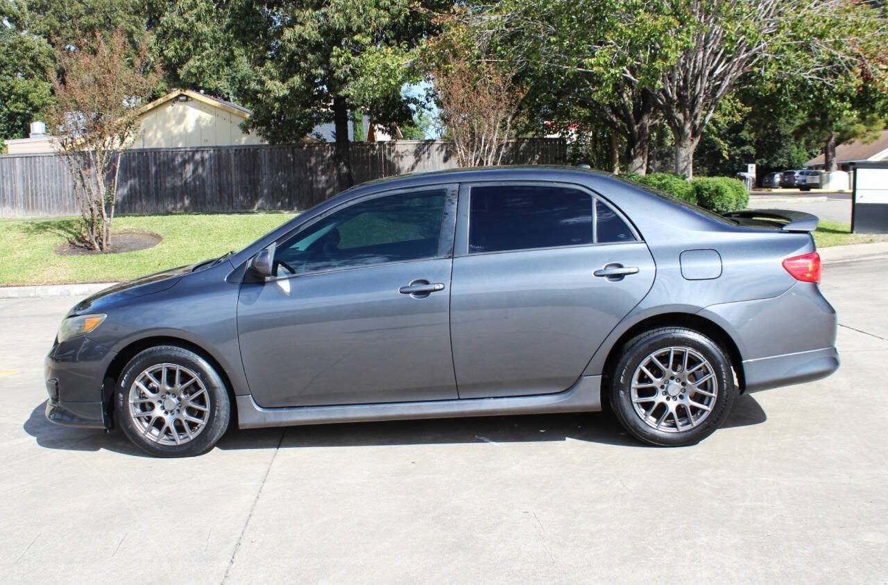 Used 2010 Toyota Corolla S FWD image 1