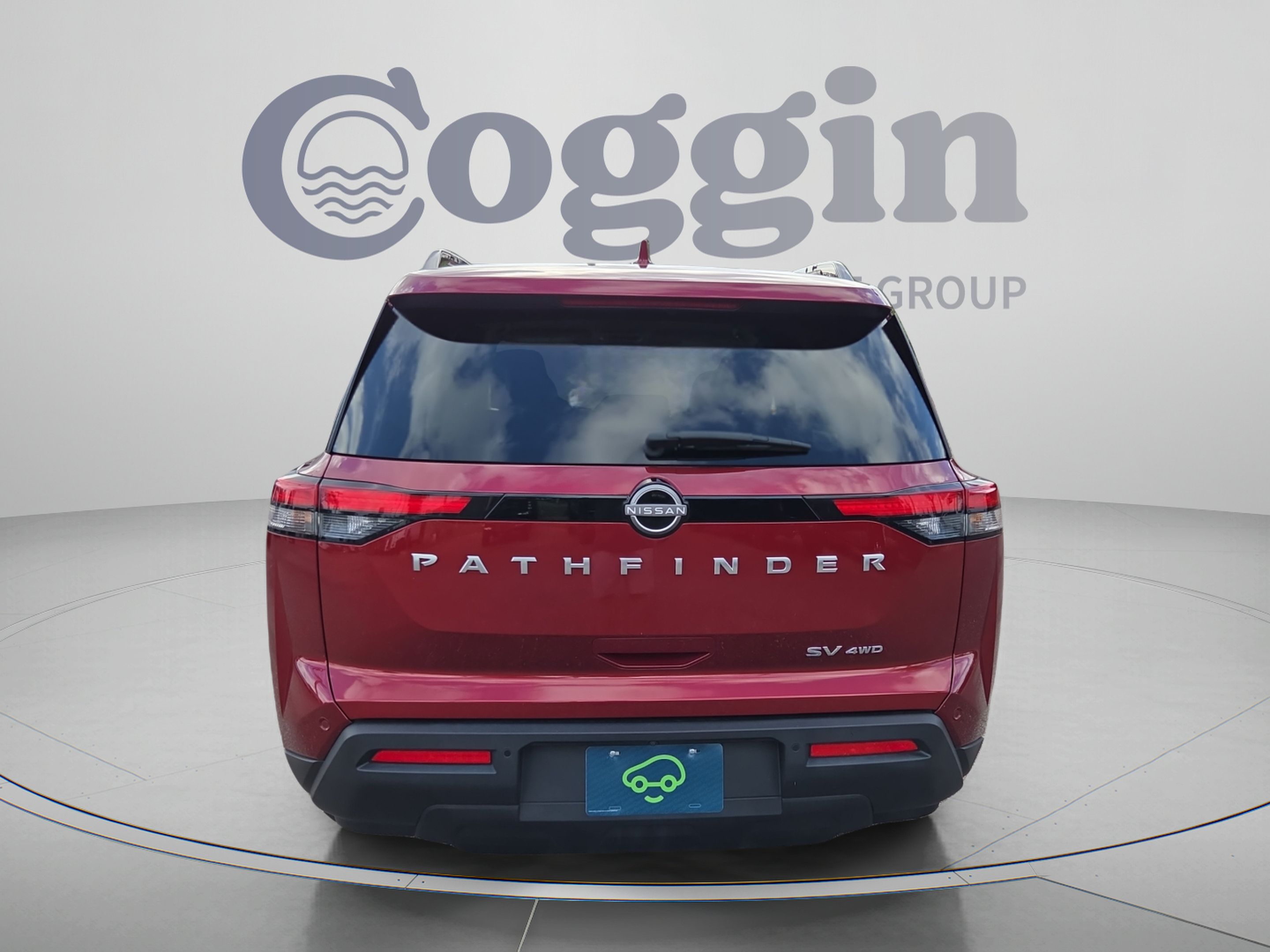Used 2024 Nissan Pathfinder SV AWD/4WD image 4
