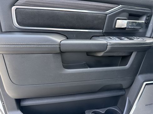 New 2026 RAM 3500 Laramie AWD/4WD image 16