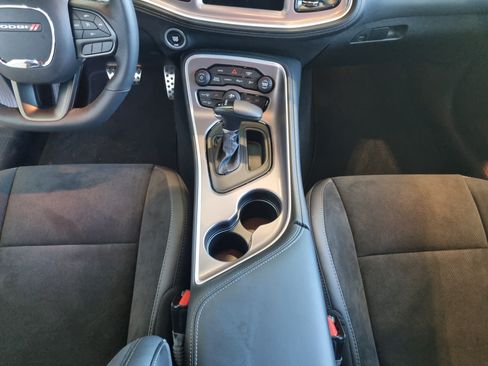 Used 2022 Dodge Challenger R/T Scat Pack RWD image 12