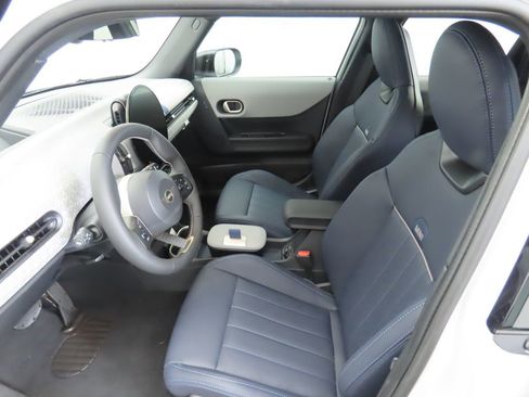 New 2026 MINI Cooper 4-Door Hardtop image 21