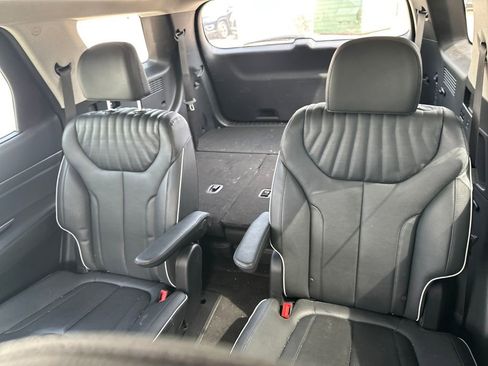 Used 2025 Hyundai Palisade Limited FWD image 50