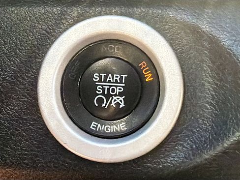 Used 2016 RAM 1500 Laramie Longhorn w/ Convenience Group image 34