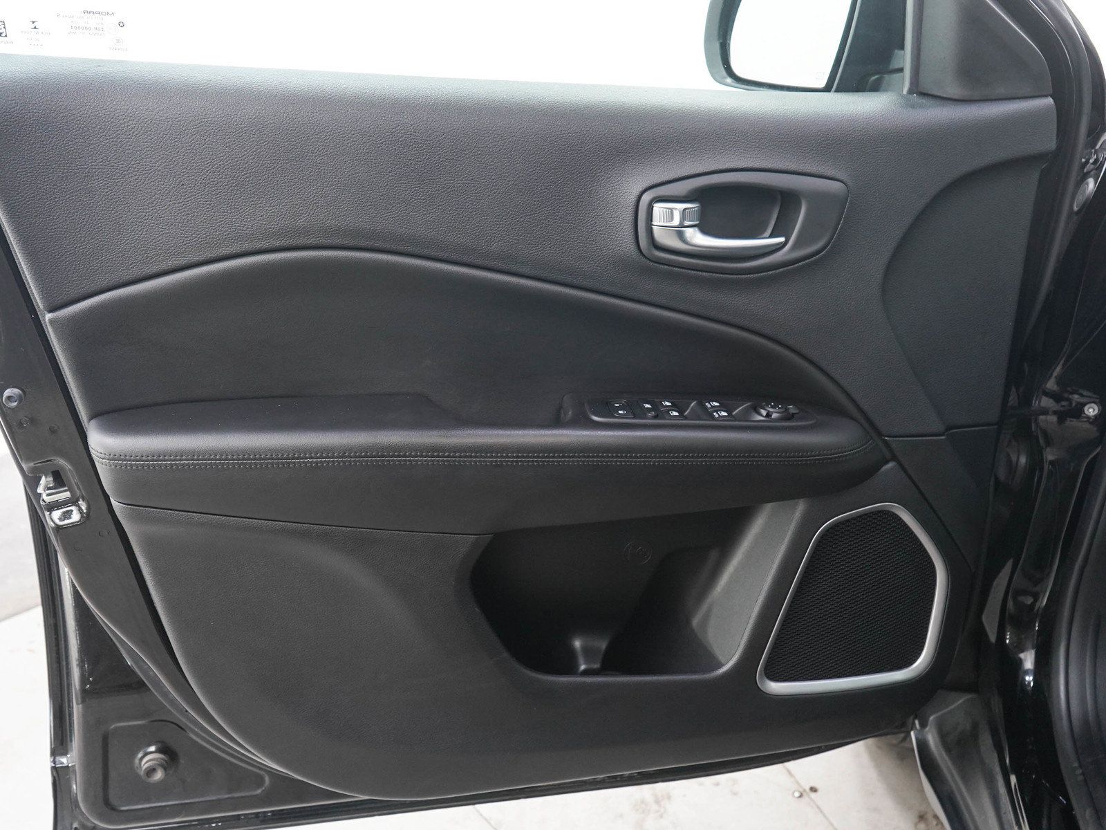 Used 2021 Jeep Compass Latitude AWD/4WD image 20
