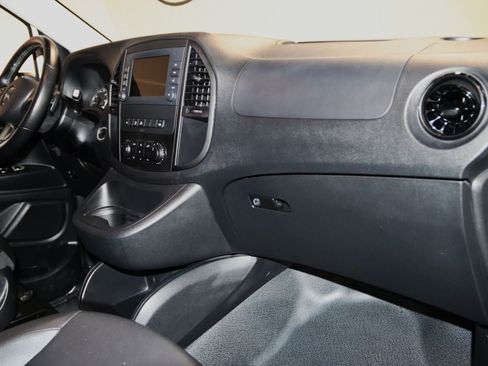 Used 2023 Mercedes-Benz Metris Passenger image 52