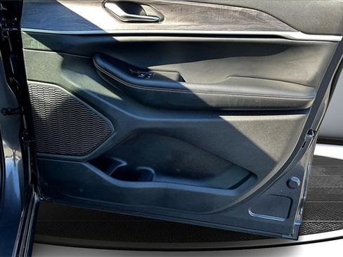 Used 2023 Jeep Grand Cherokee L Limited image 28