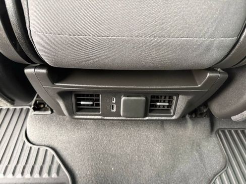 Used 2024 GMC Sierra 1500 Elevation image 22