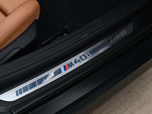 Used 2026 BMW Z4 M40i w/ Premium Package image 50